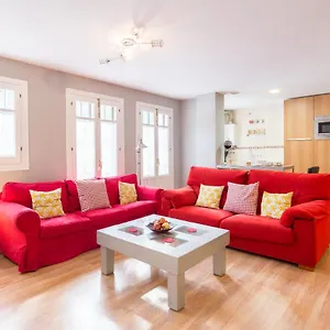 https://mundo-nuevo-acogedor-apartamento-en-el-centro.hotelsinnerja.org
